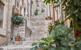 Live Laugh Love Dubrovnik Luxury Rooms